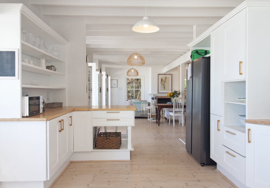 5 Bedroom Property for Sale in Misty Cliffs Western Cape